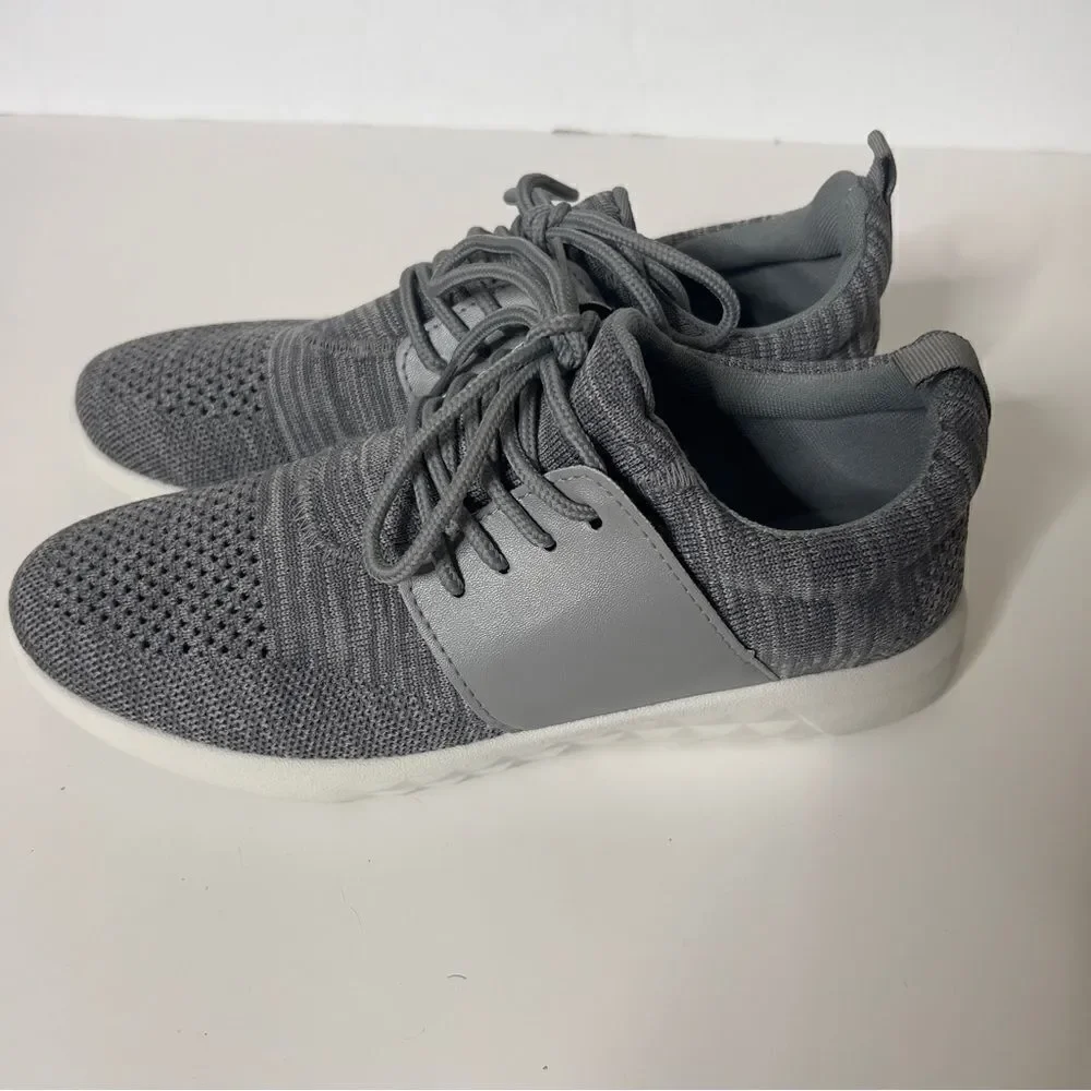 Mia Women Christian Low Top Gray Lace-Up‎ Sneakers Size 8